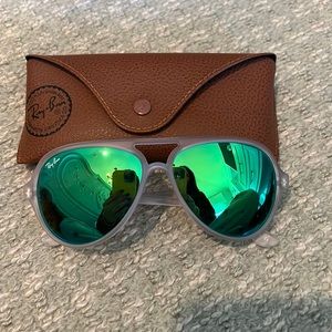 RayBan 4125 cat original green flash lens